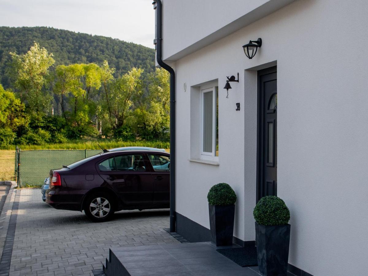 Dom Hills Bucovina Gura Humorului Exterior foto